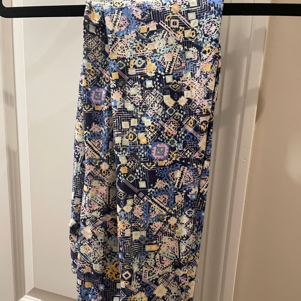 LuLaRoe OS leggings